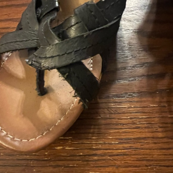 Unr8ed Black Women's Sandals - Picture 3 of 5